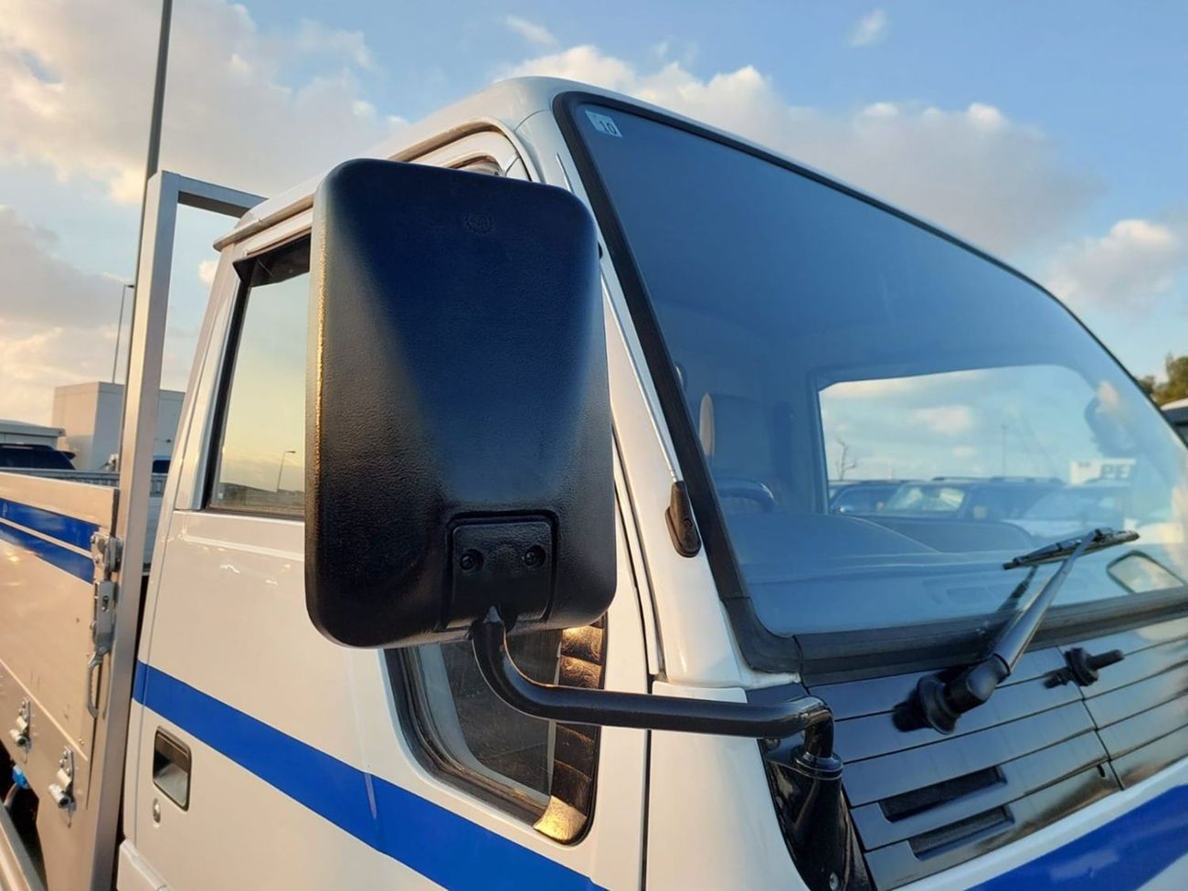 ميتسوبيشي فوسو كانتير MITSUBISHI CANTER TRUCK RHD 1989 MODEL 4.2 L DIESEL MANUAL(PM22881)