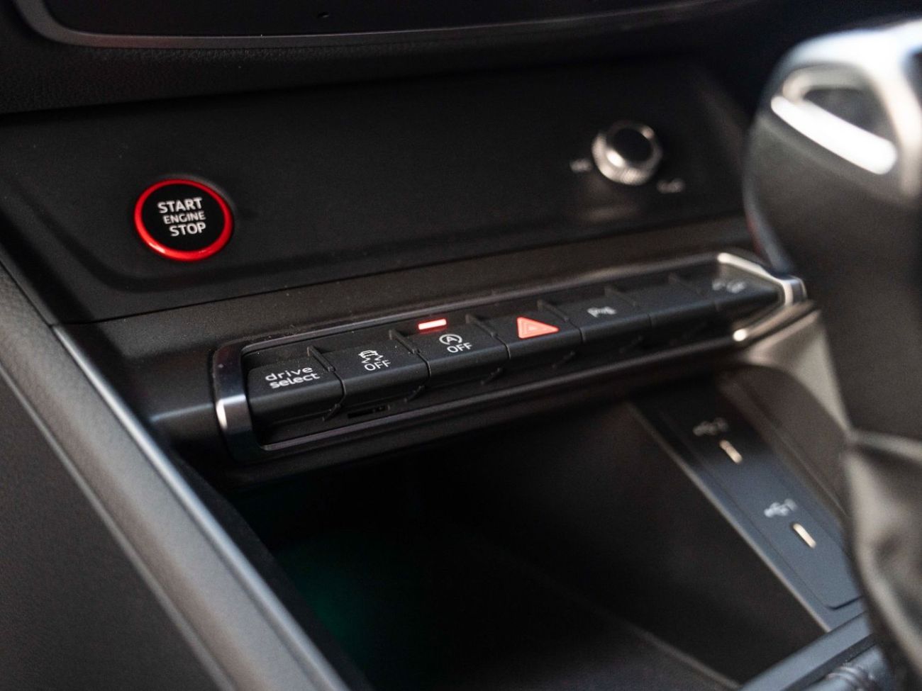 أودي RSQ3 Std TFSI quattro 2.5L