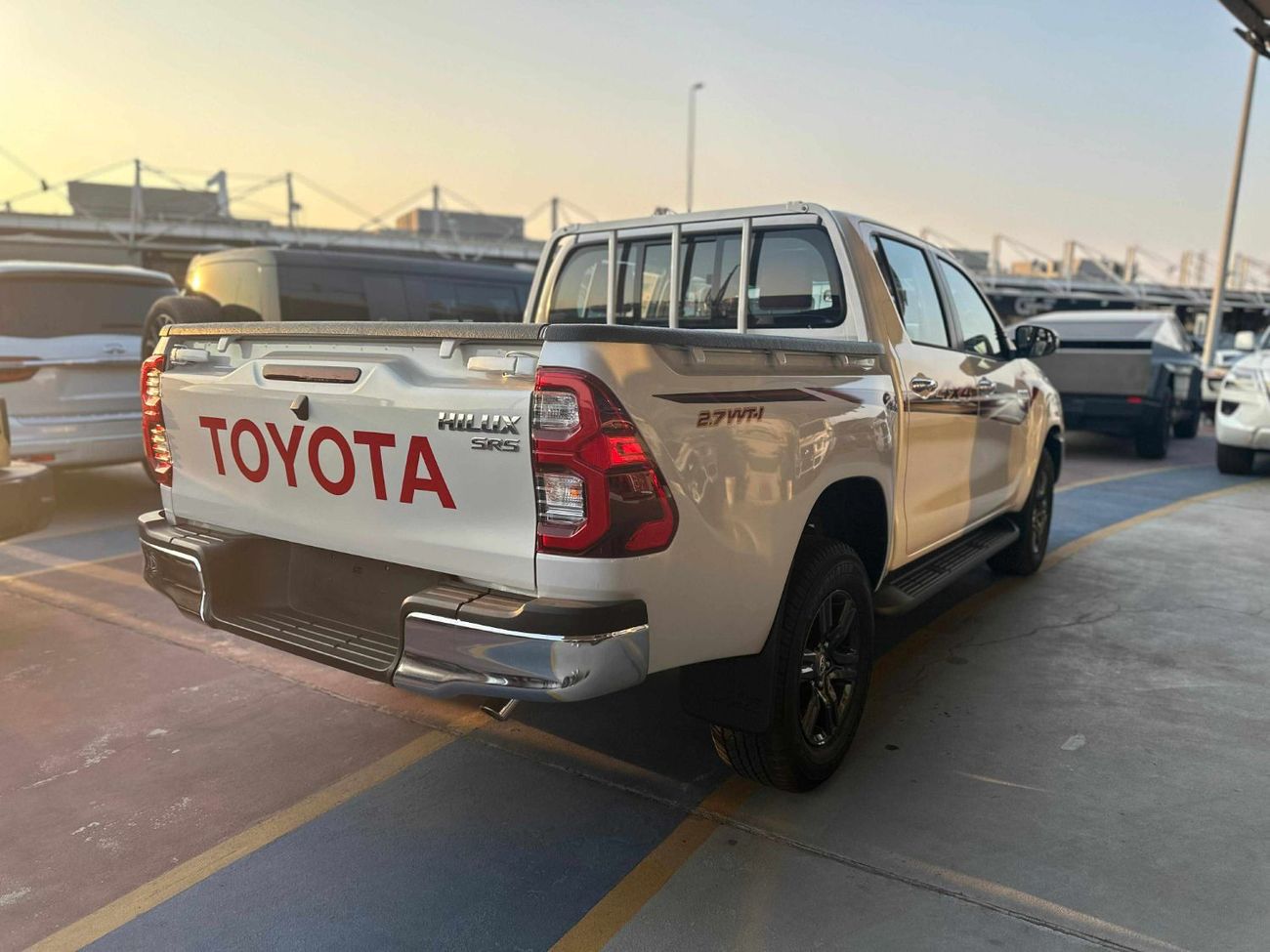 تويوتا هيلوكس GCC SPEC BRAND NEW