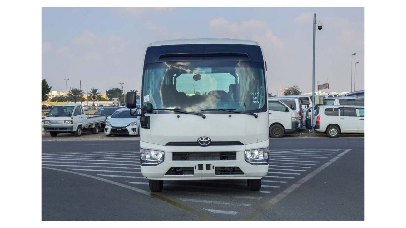 Toyota Coaster Toyota coaster dsl Mt 30 seater 4.2 model 2022