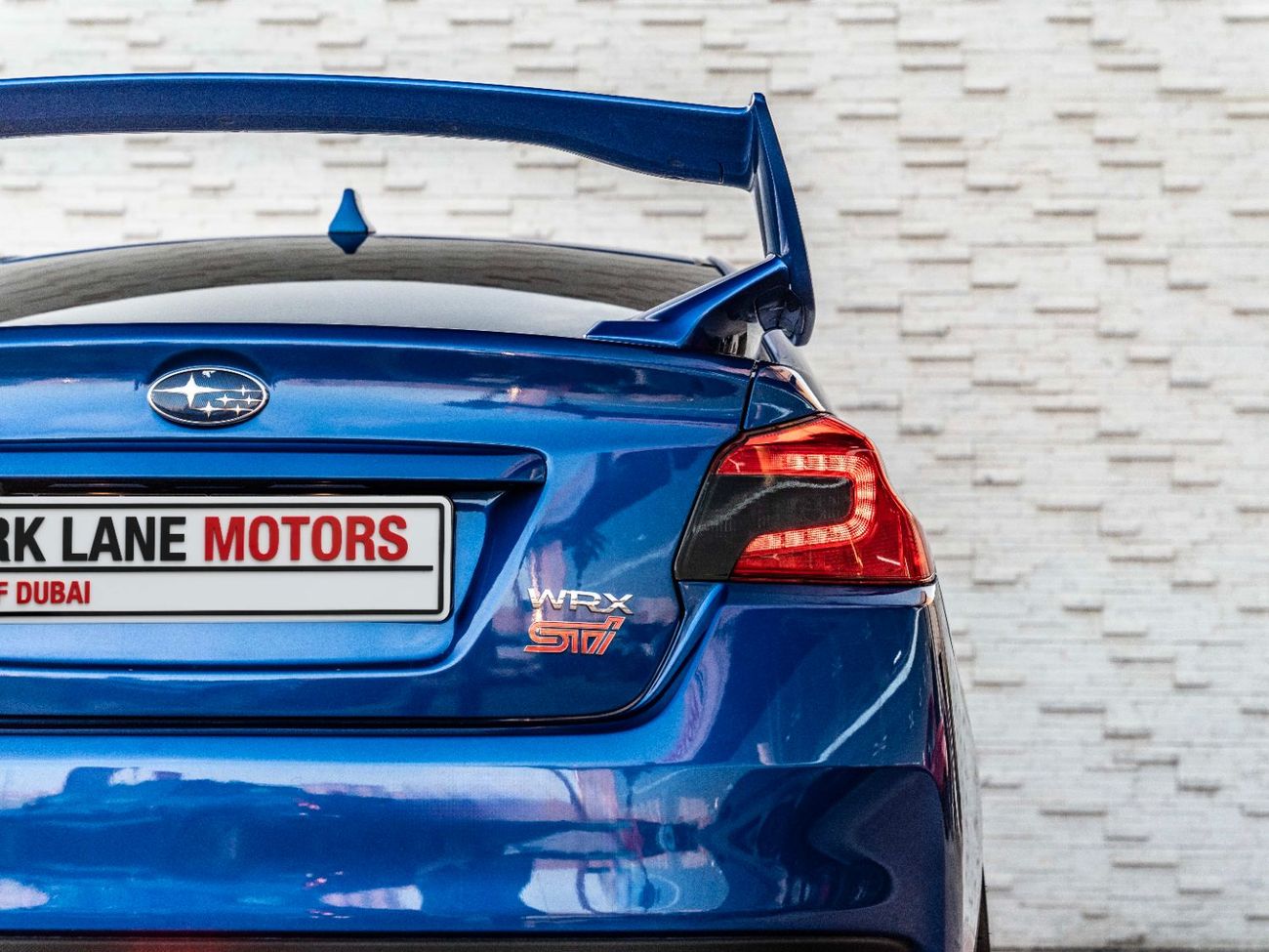 سوبارو امبريزا WRX