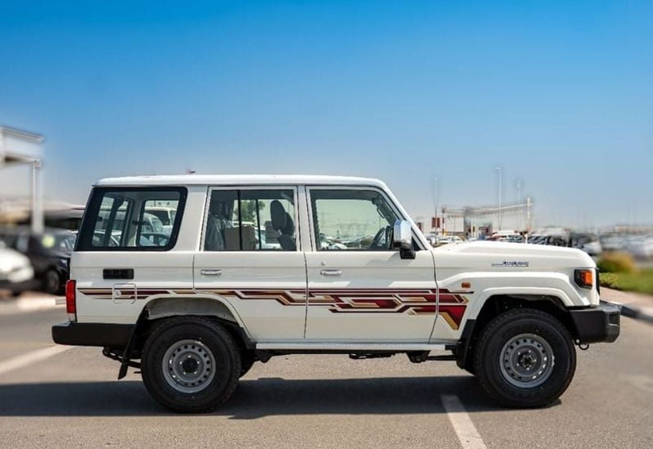 تويوتا لاند كروزر Toyota Land Cruiser LC76Hardtop2025 4.0L Petrol4WD Transmission A