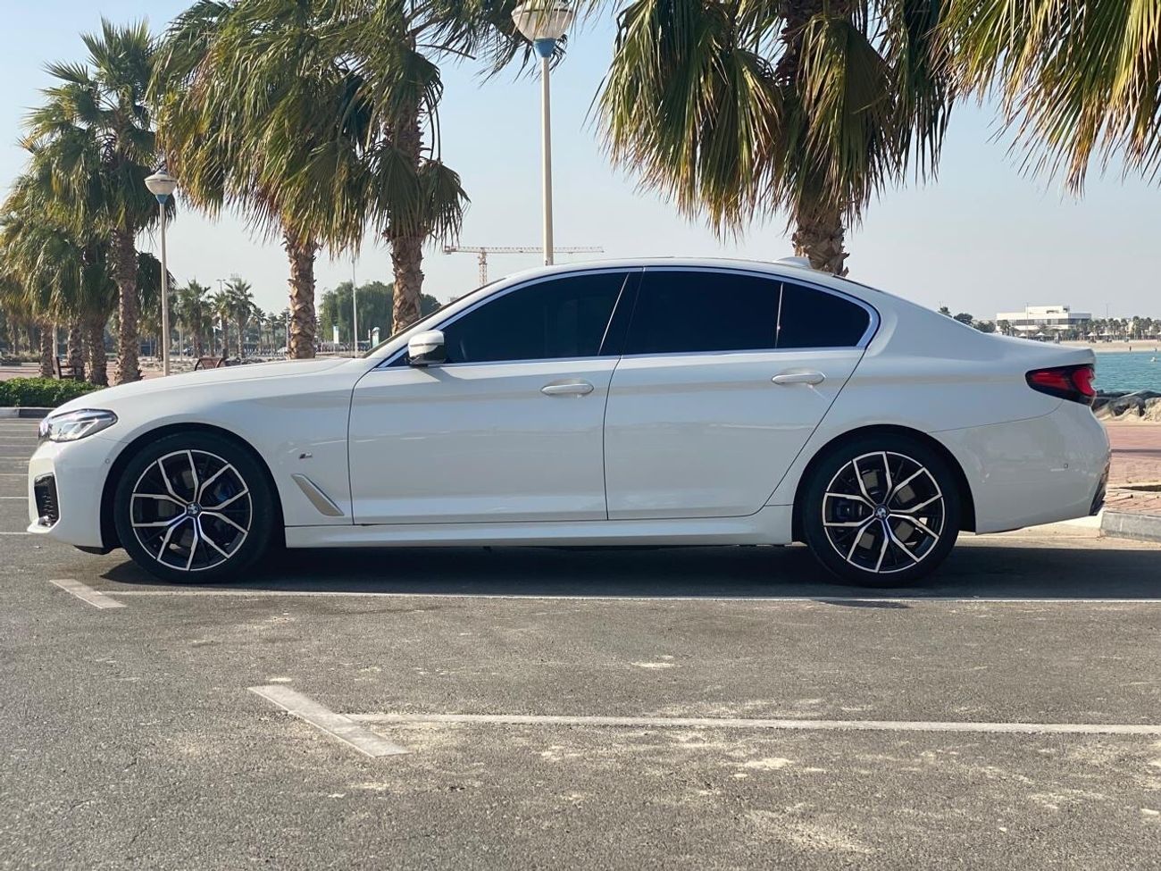 بي أم دبليو 530i