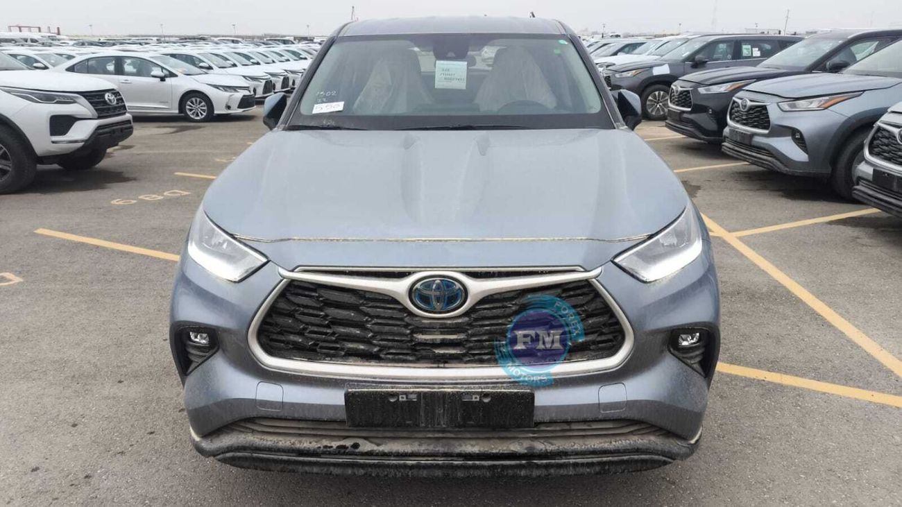 تويوتا هايلاندر LE Hybrid 2.5L Automatic