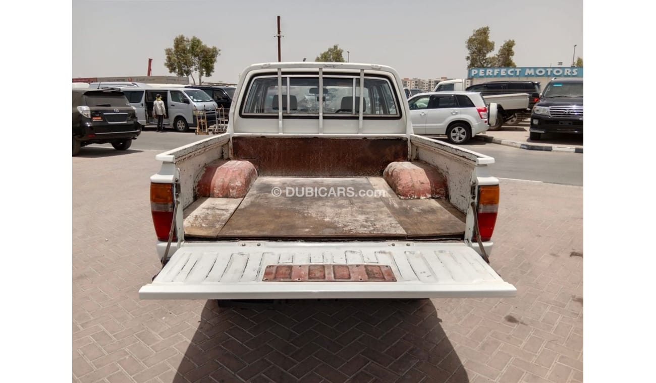 Toyota Hilux TOYOTA HILUX PICK UP RIGHT HAND DRIVE (PM1373)