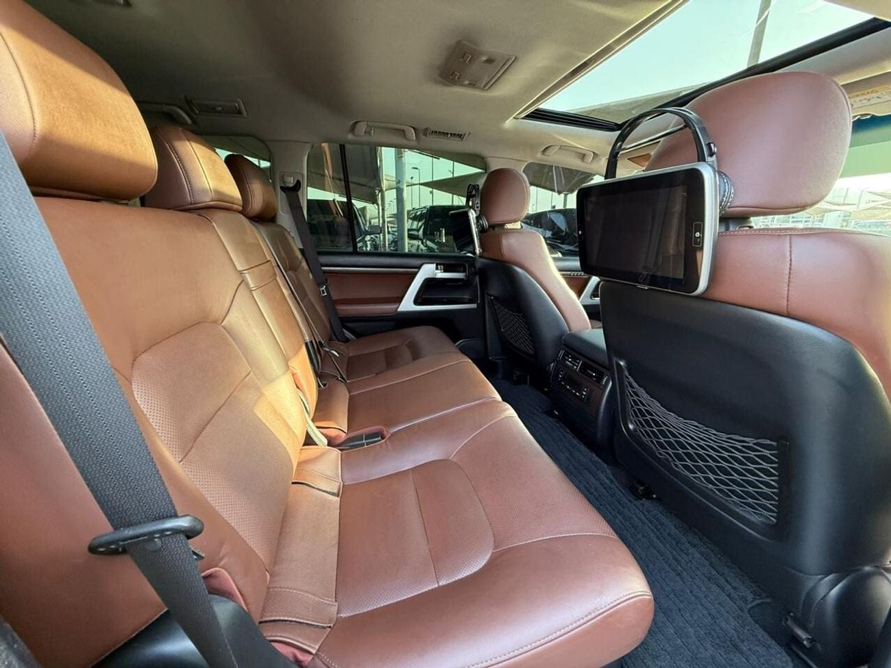 Toyota Land Cruiser VXR