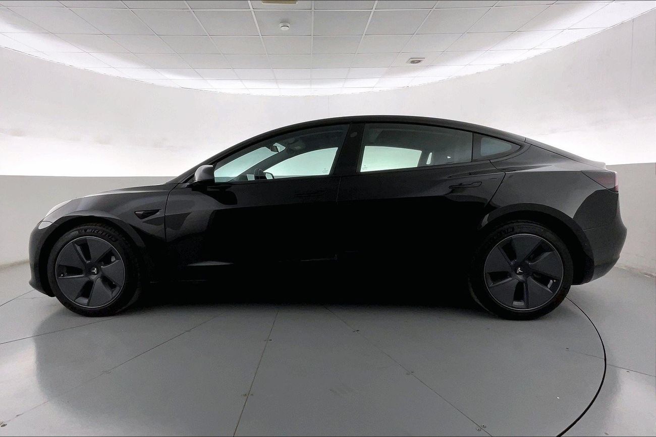 لكزس RX450h Premier | عرض العيد الحصري | خالية من أضرار الفيضانات