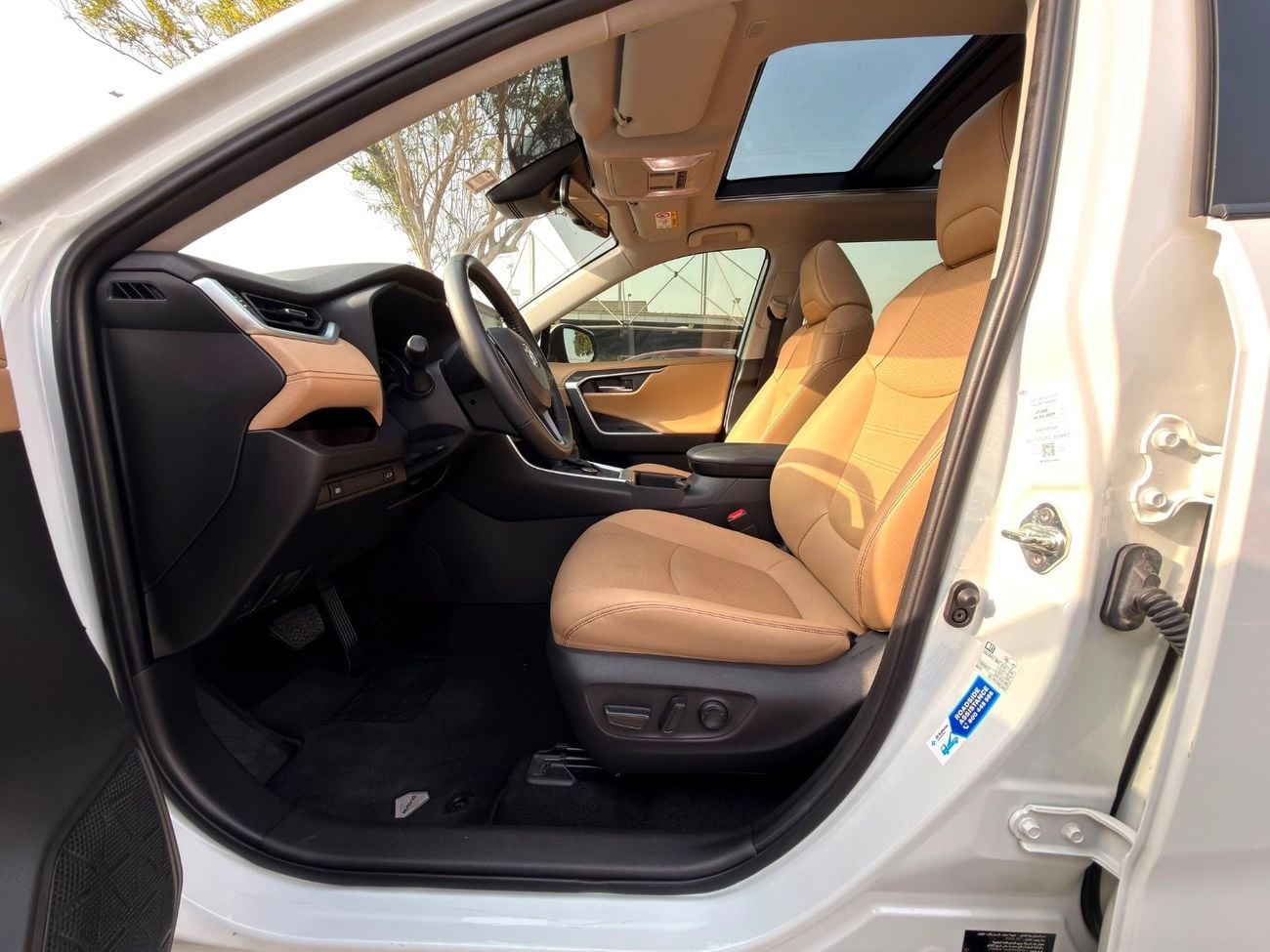 Toyota RAV4 XLE HEV