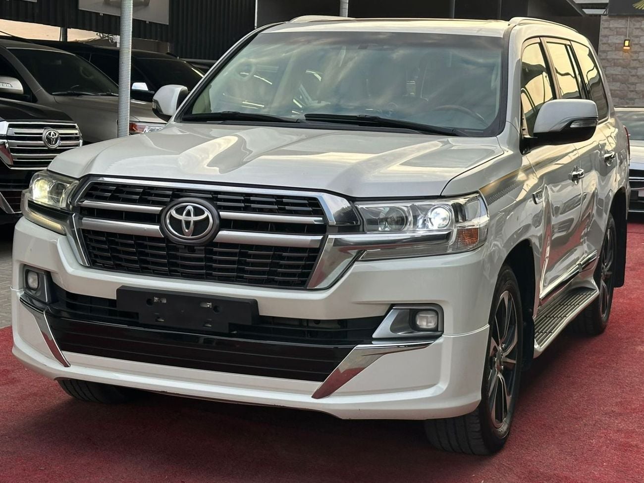 Toyota Land Cruiser VXR 4.6L 4WD