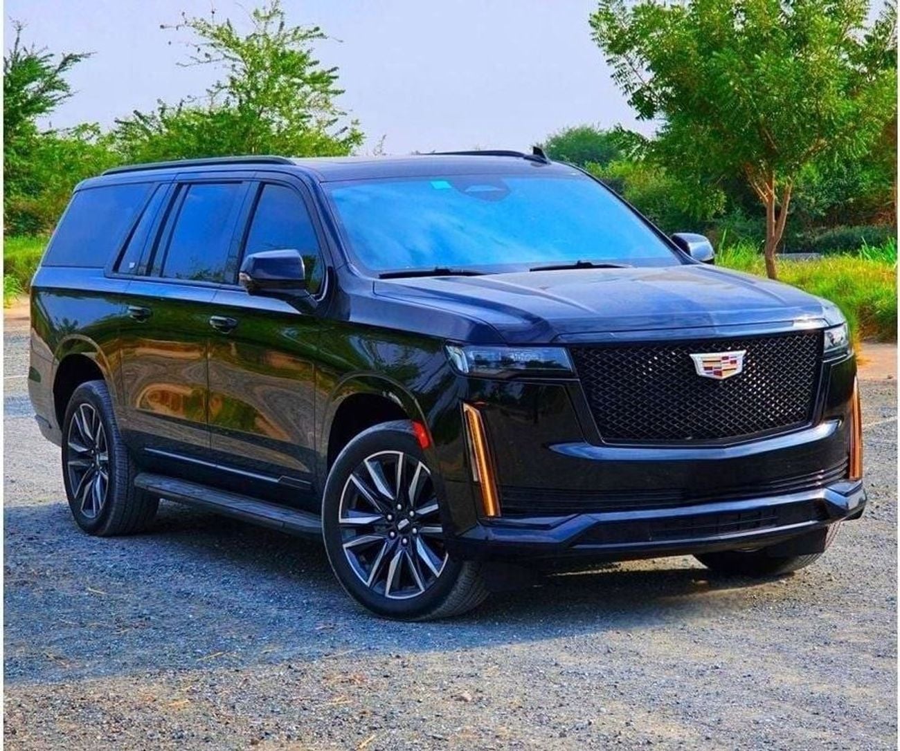 كاديلاك إسكالاد Premium Luxury Platinum 6.2L 4WD