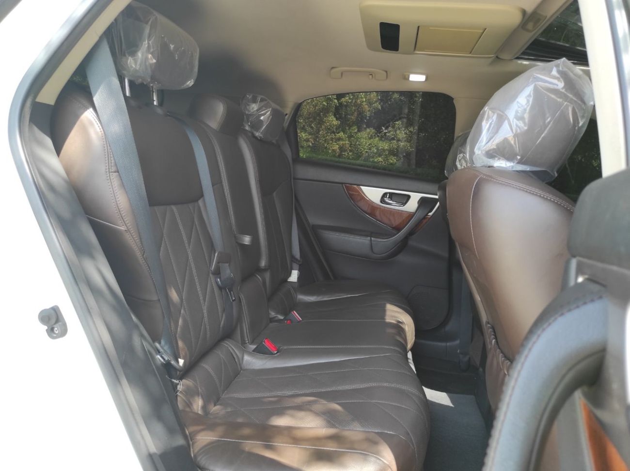 Infiniti Q70 Sports 3.7L Infinity Qx 70 2016 Gcc V6 5 Camera full options no1