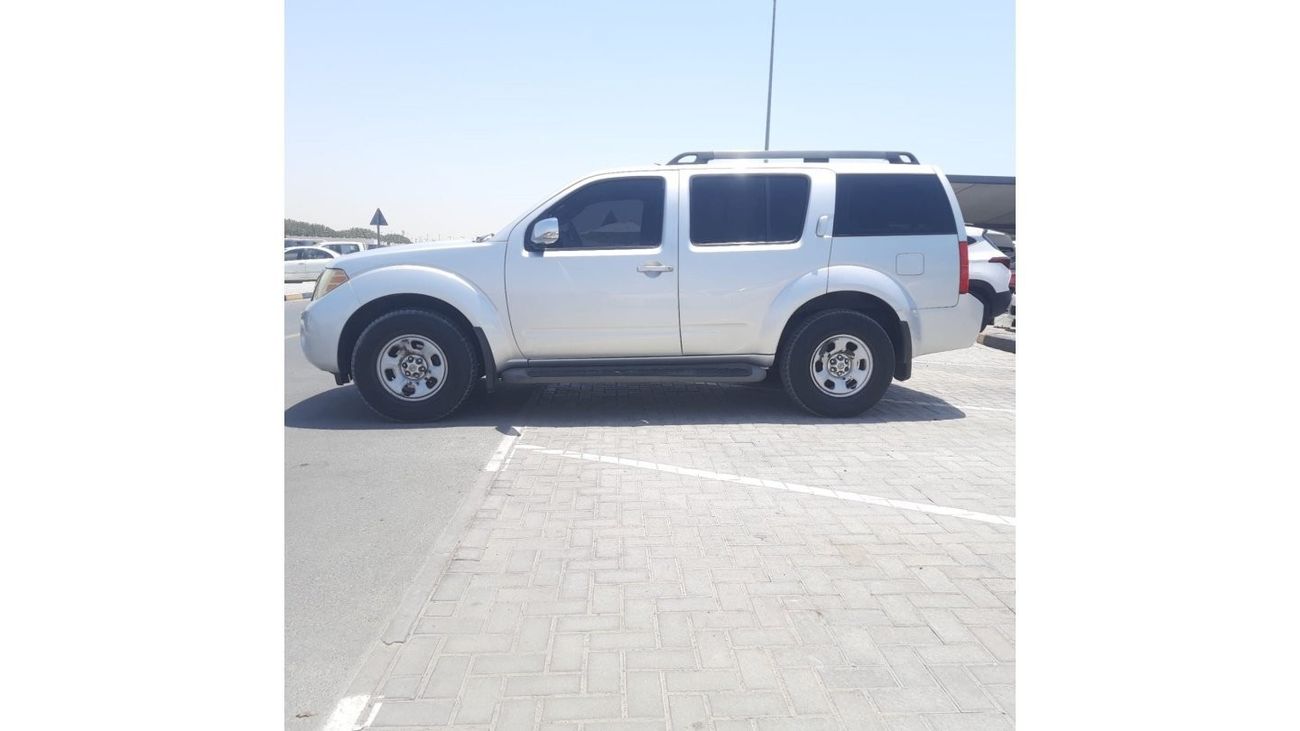 نيسان باثفايندر Nissan Pathfinder    Excellent Condition (GCC  _ SPEC) - MODEL 2009- VERY GOOD CONDITION   * CAR IN