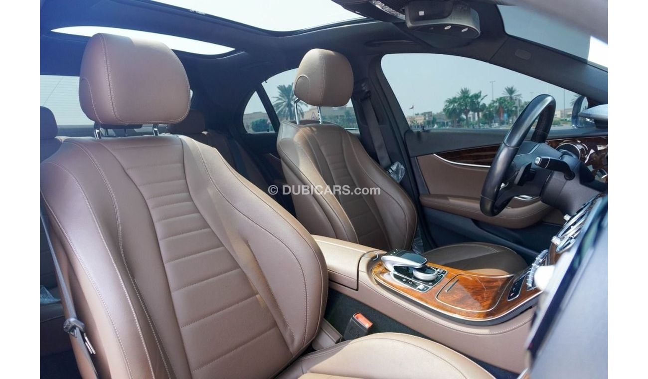 Mercedes-Benz E300 Premium Mercedes E300 AMG  Panoramic 2020 GCC Under Warranty