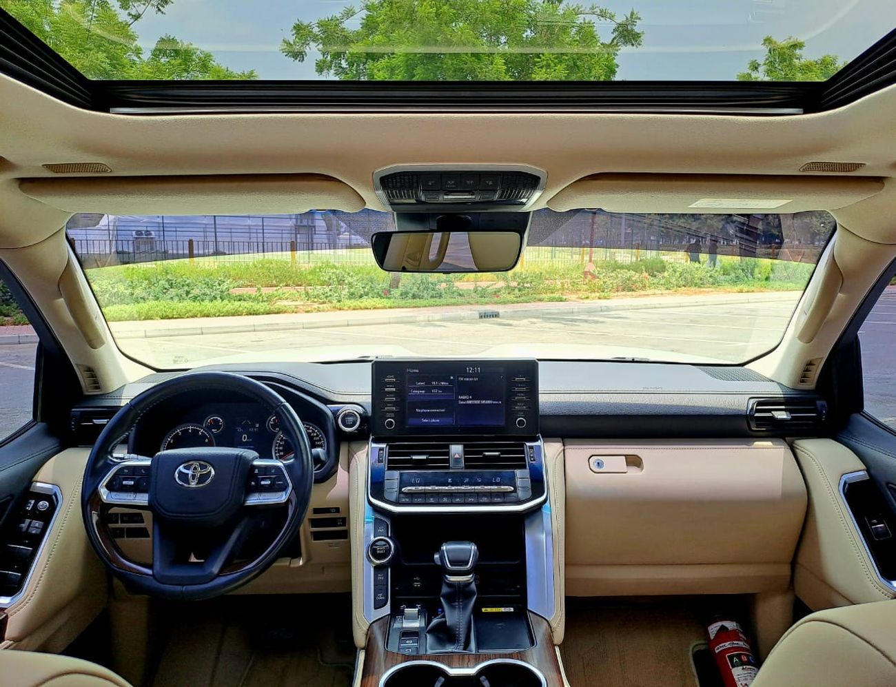 Toyota Land Cruiser GXR 4.0L 2022 4.0L FULL OPTION (3270/-MONTHLY)