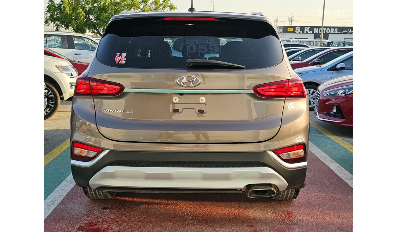 Hyundai Santa Fe SANTA FE EXCLUSIVE COLOR (LOT # 4038)