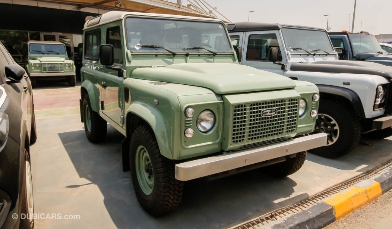 Land Rover Defender