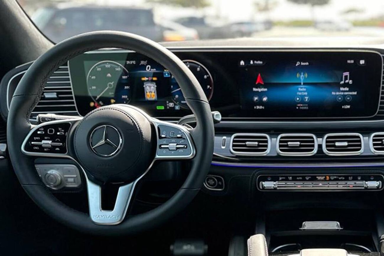 Mercedes Maybach GLS600 Maybach Ultra Luxurious , 4MATIC, V8 4.0L, New 0Km, With 3 Years or 100,000 Km WARRANTY