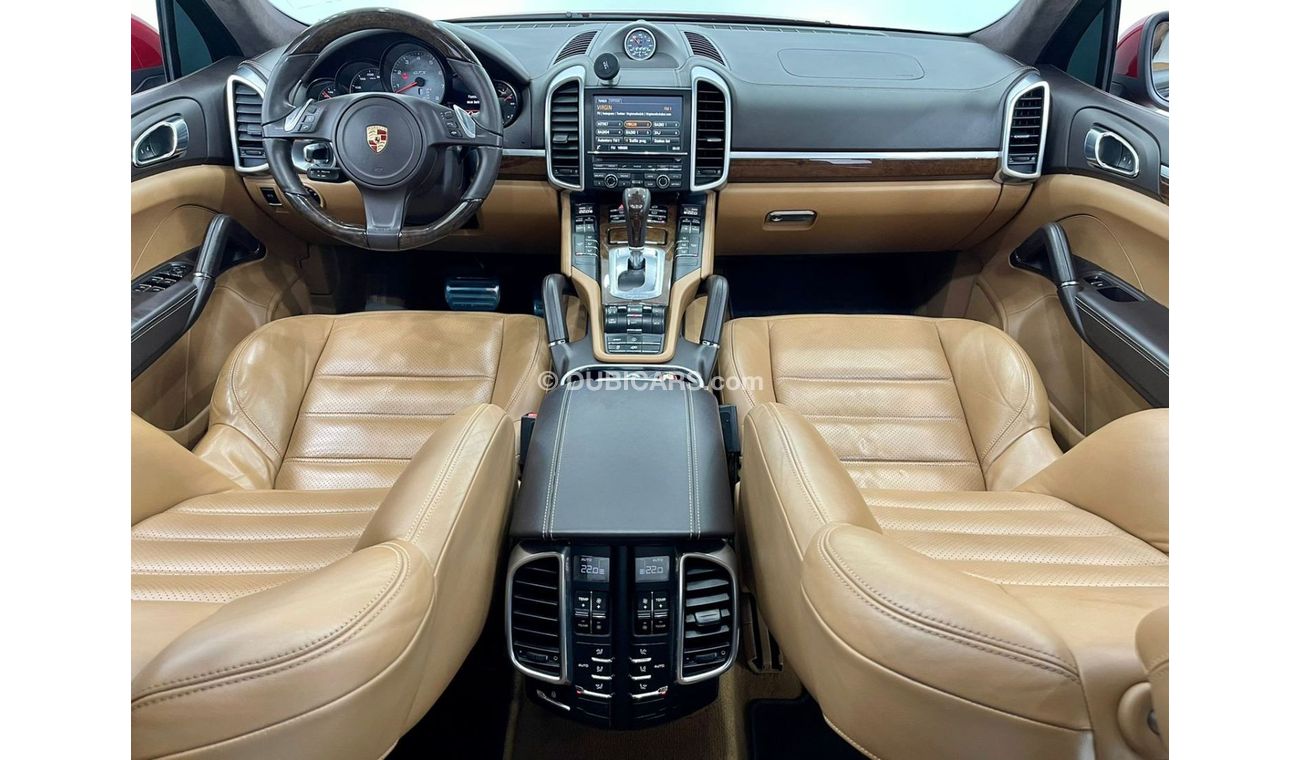 Porsche Cayenne 2014 Porsche Cayenne GTS, 2023 Warranty, Service History, GCC