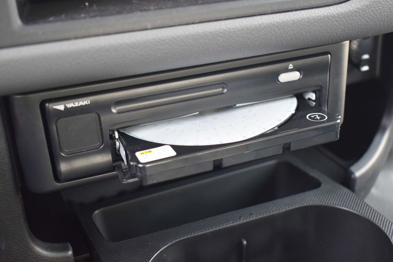 تويوتا كوستر 2.7L (23-Seater)