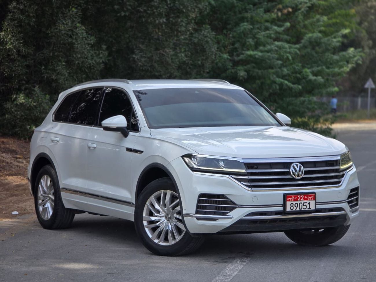 Volkswagen Touareg Comfortline 3.0L VOLKSWAGEN TOUAREG COMFOTLINE 2018 GCC // PERFECT CONDITION // ACCIDENT FREE