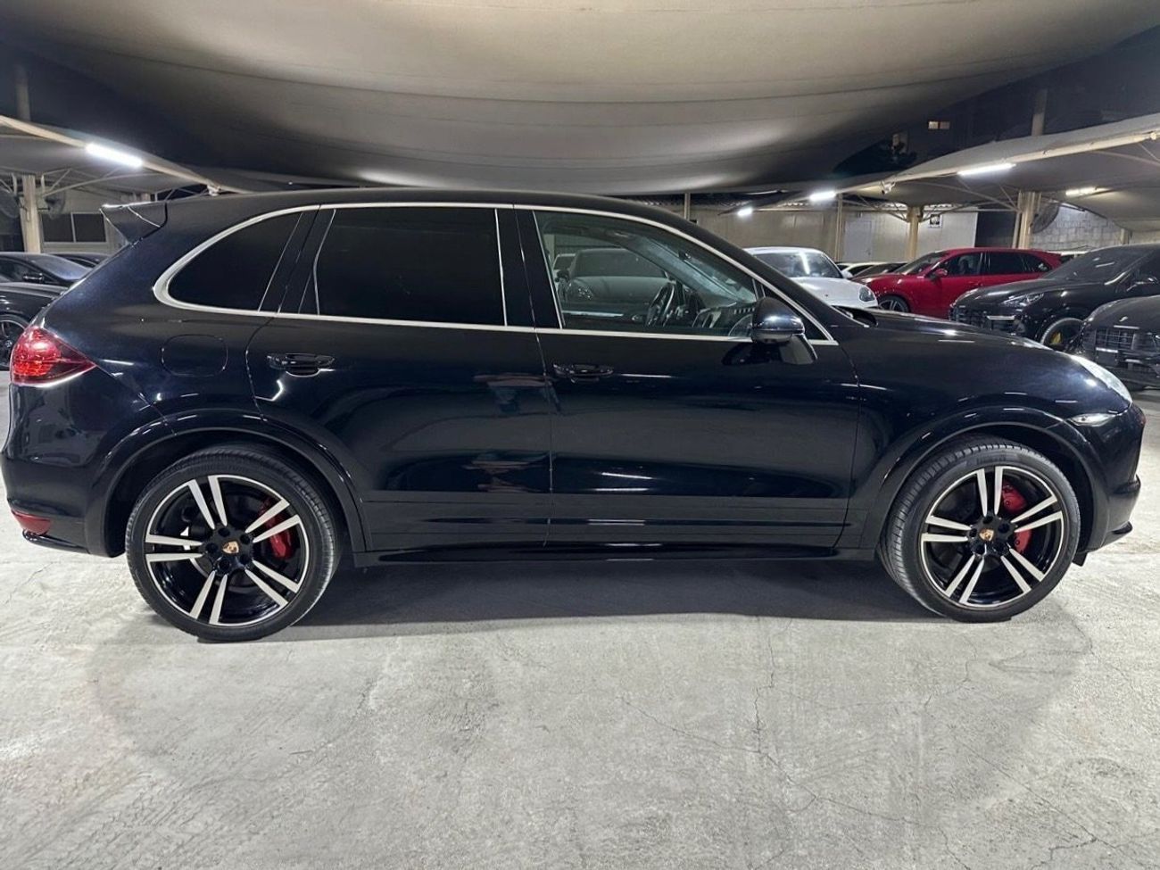 Porsche Cayenne Turbo S 4.8L (550 HP) PORSCHE CAYENNE TURBO S 2014 | FULL SERVICE HISTORY | TWO KEYS | FULLY LOADED