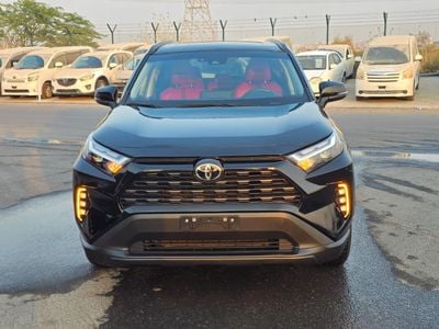 Toyota RAV4 XLE 2023 Model XLE Full Option Sunroof , Push button, Leather seats and Trunk automatic