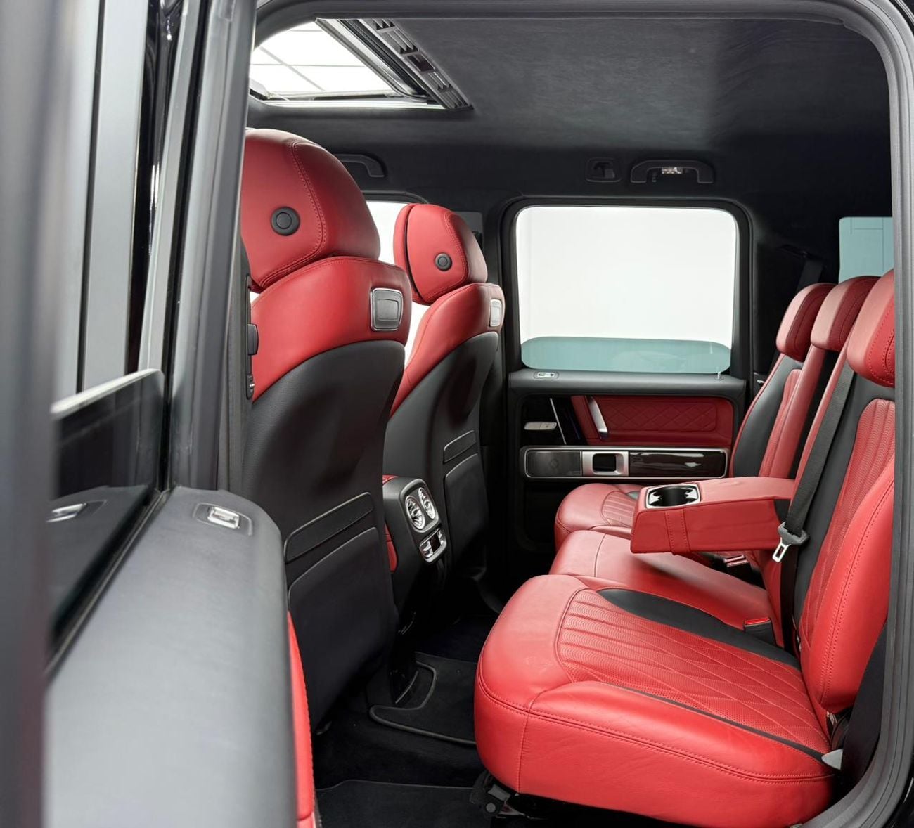 Mercedes Benz G63 AMG 4MATIC SUV 2022 Mercedes-AMG G63 ,Gargash Warranty+Service Contract+Full Service History ,GCC