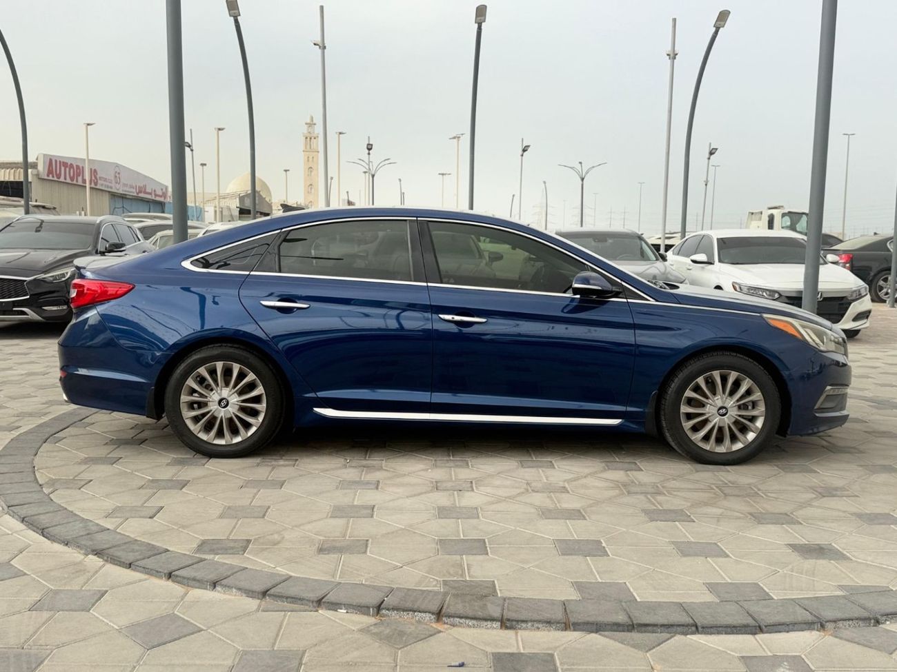 Hyundai Sonata Limited 2.4L