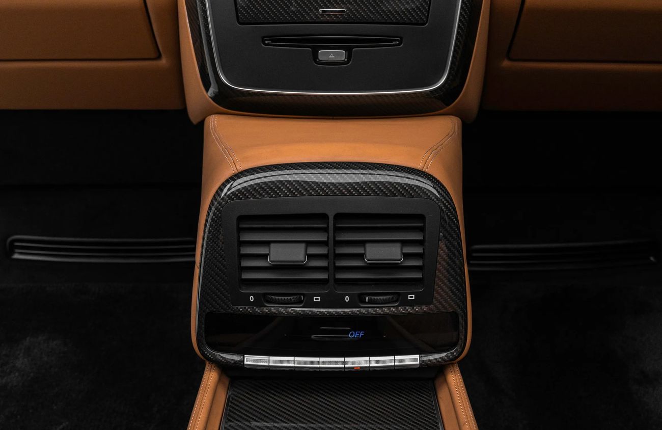 Mercedes Maybach G 650 6.0 L V12 Biturbo Engine