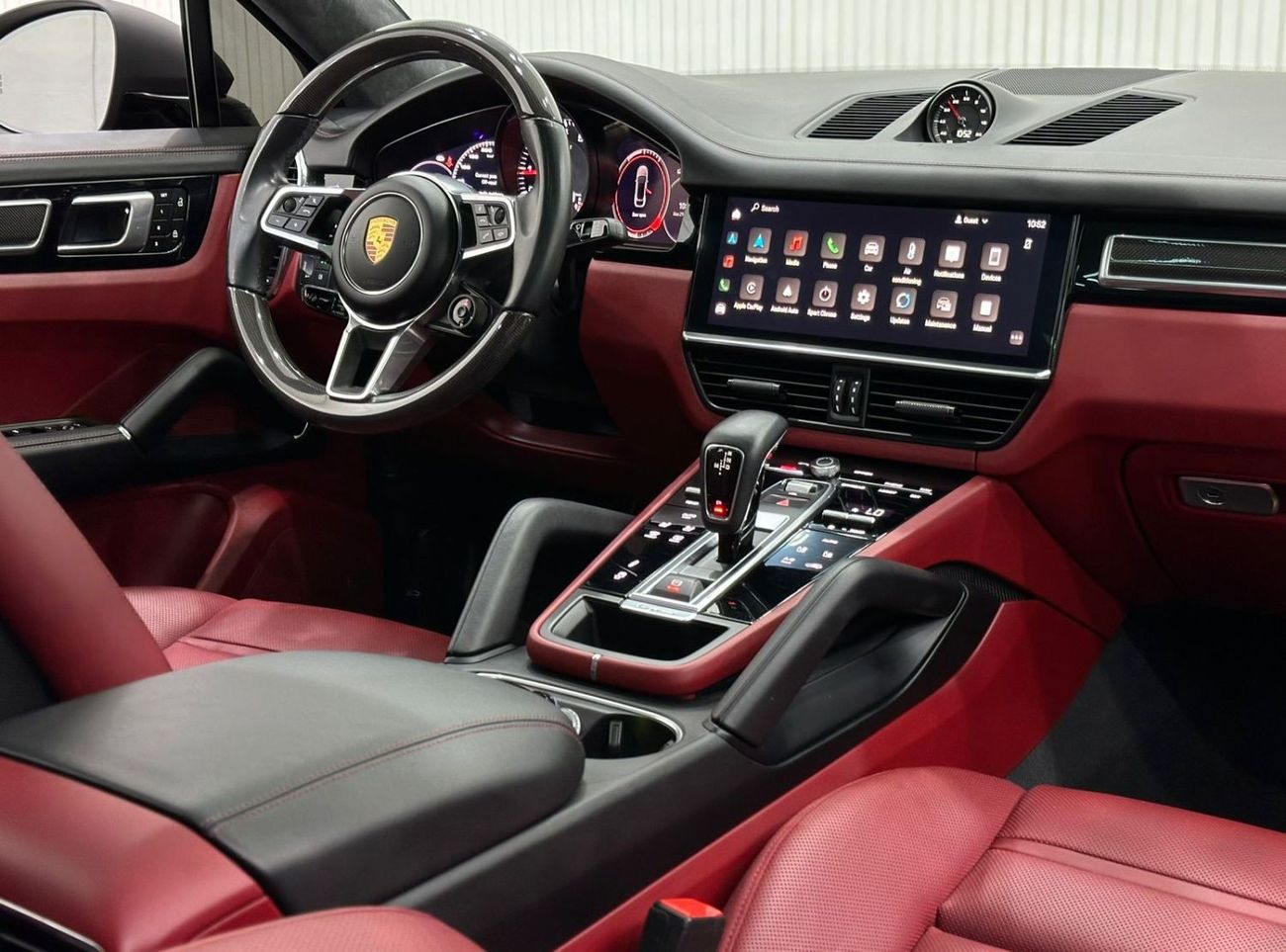 بورش كايان 2022 Porsche Cayenne GTS Coupe, Warranty, Full Porsche Service History, Full Options, Low Kms, GCC