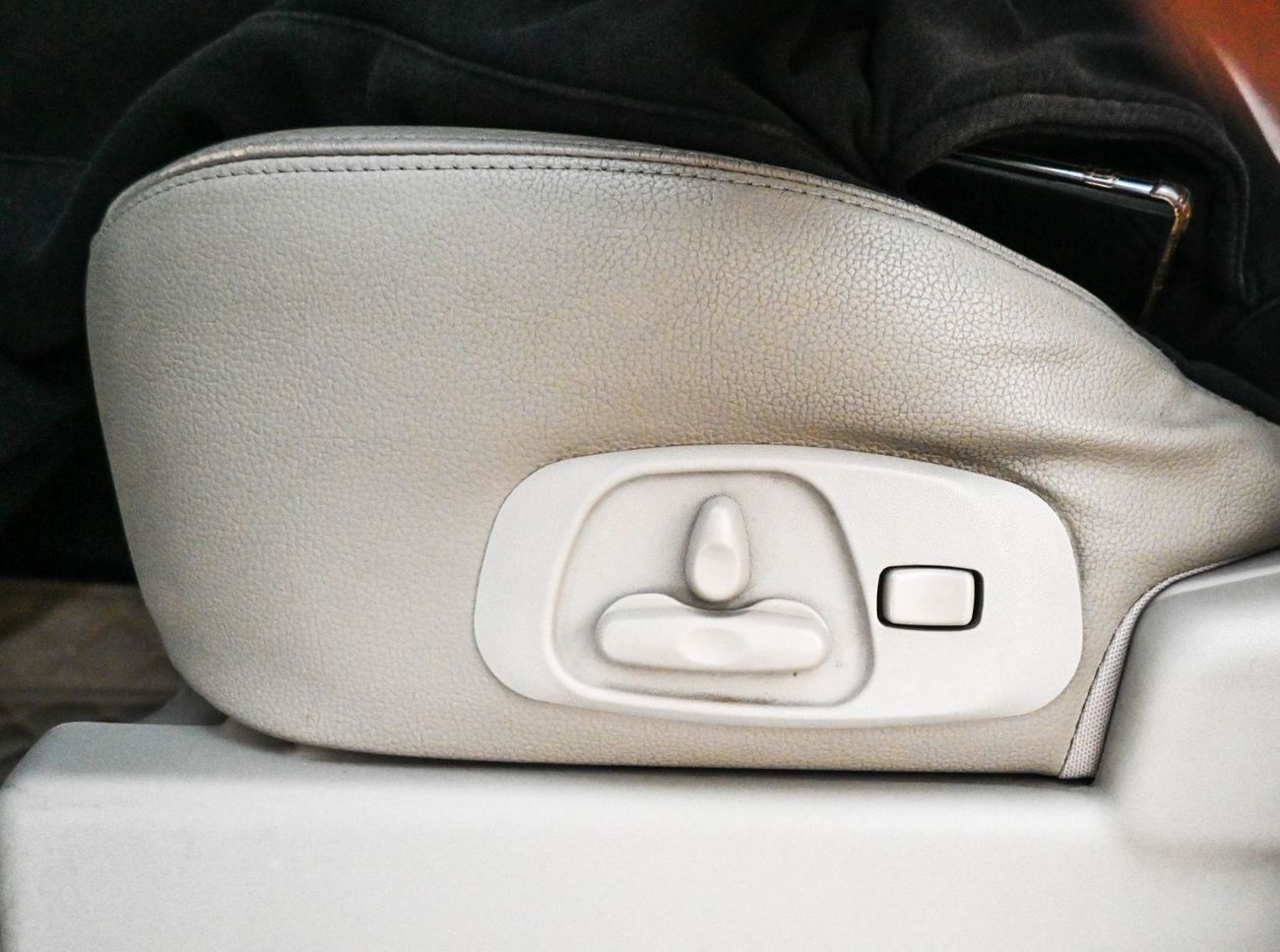 ميتسوبيشي باجيرو MITSUBISHI PAJERO 2017 GLS 3.8L GCC IN EXCELLENT CONDITION