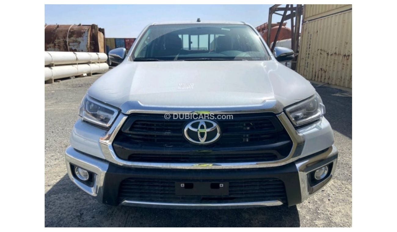 Toyota Hilux 2023 TOYOTA HILUX 2.7L GASOLINA A/T DISPONIBLE