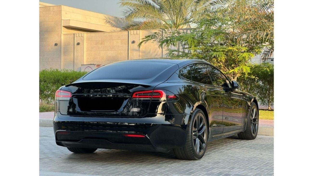 Tesla Model S TESLA MODEL S PLAID MODEL 2023 KILOMETERS 8000 GCC Specs NO ACCIDENT NO PAINT UNDER WARRANTY