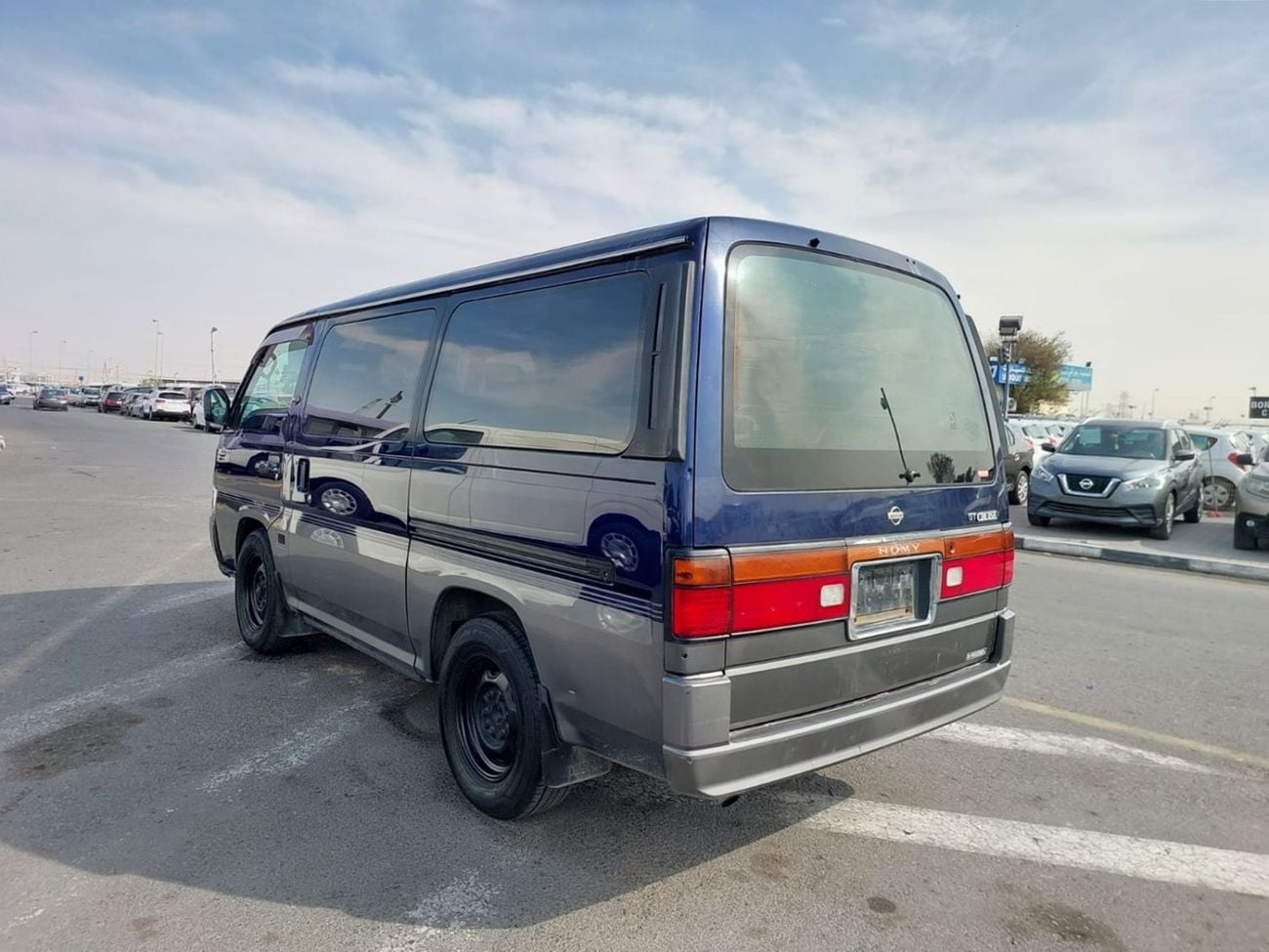 نيسان كارافان (RAMADAN OFFER) NISSAN CARAVAN VAN RHD 1996 MODEL 2.7 L DIESEL AUTOMATIC(PM63936)