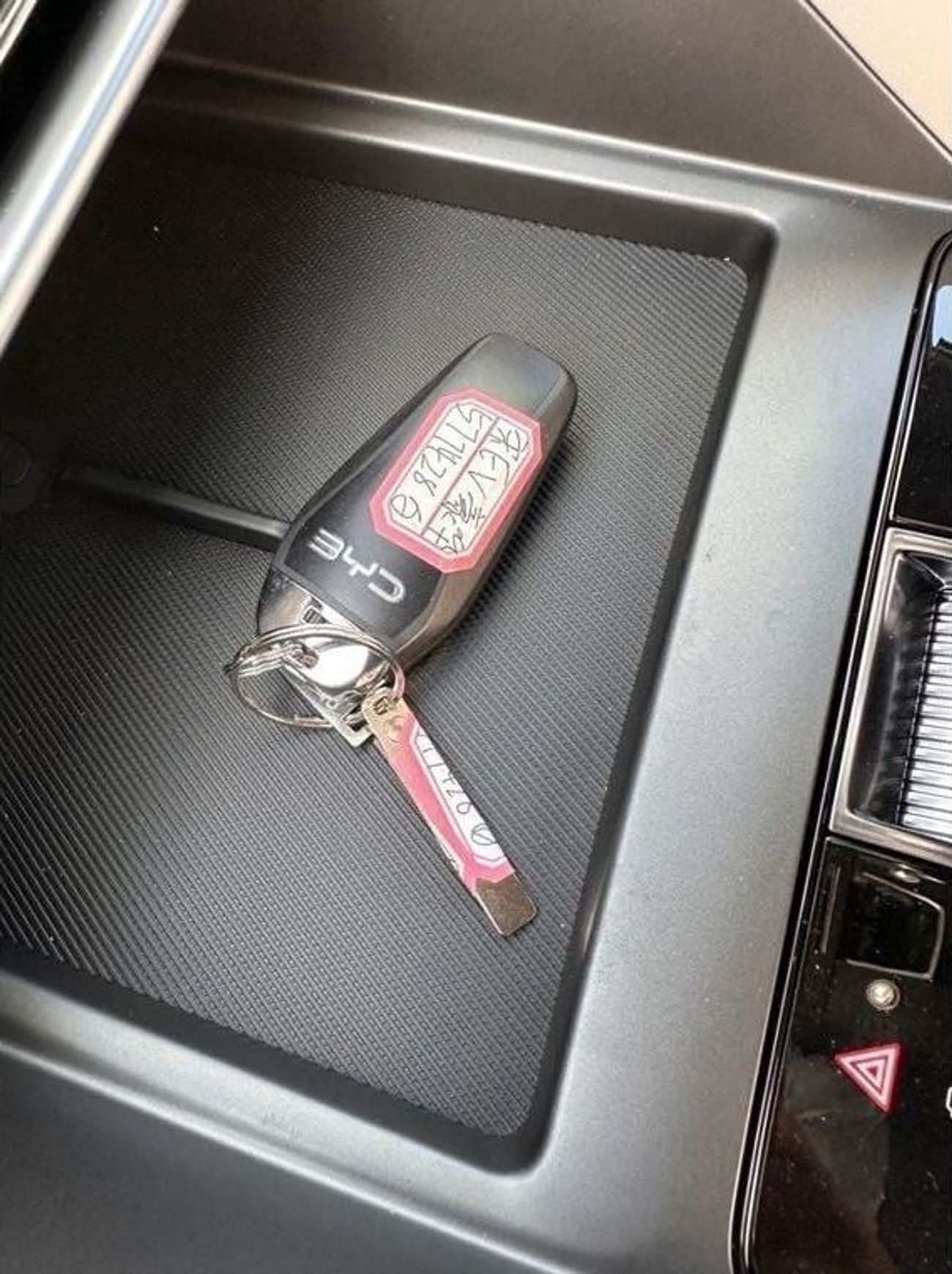 BYD Song Plus BYD Song PLUS New Energy 2025  EV 520km Deluxe (Available on pre-order from China and ship to ROW)