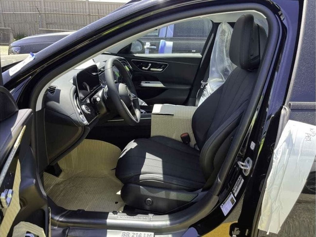 Mercedes-Benz E 350 4MATIC Sedan Brand New  * Export Price *