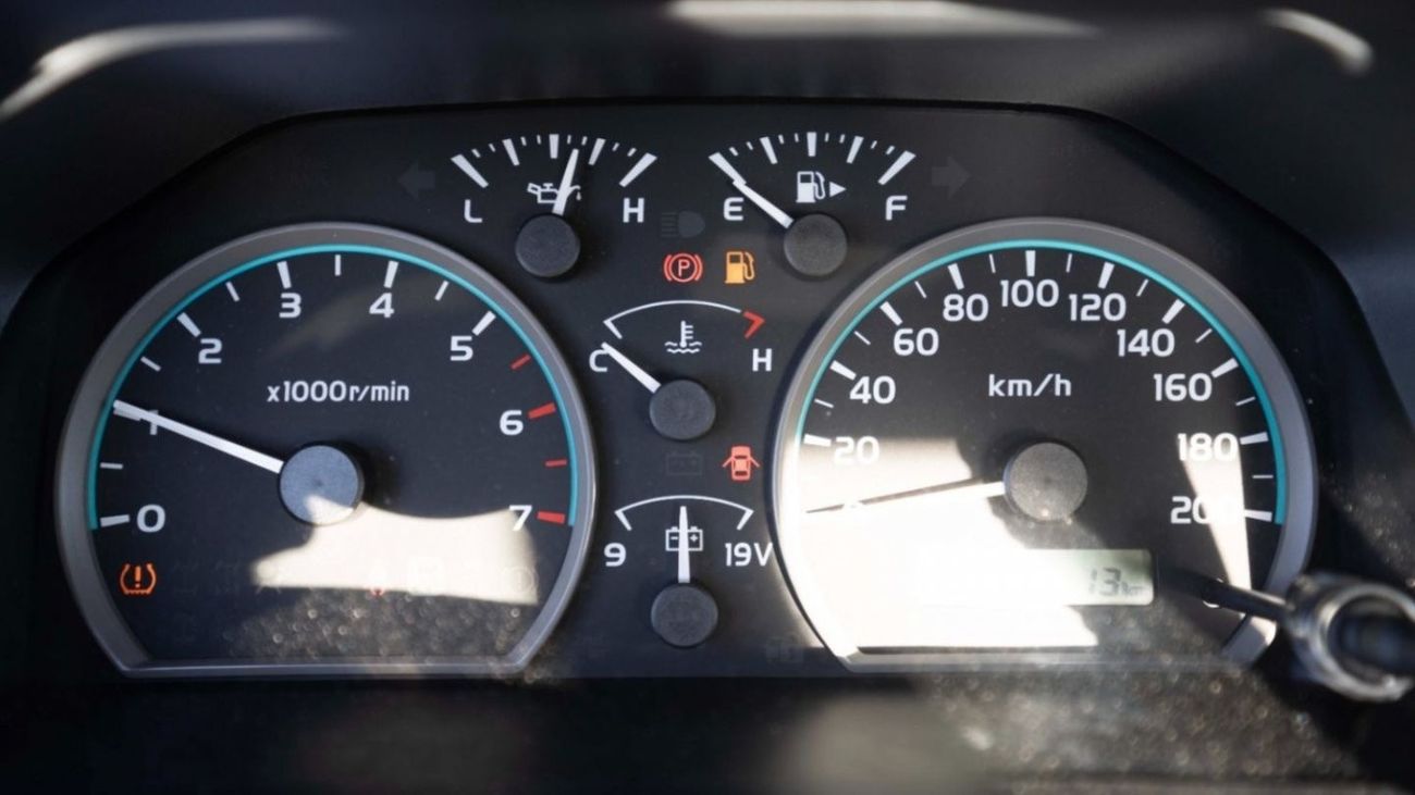 Toyota Land Cruiser Pick Up TOYOTA LC79 PICK-UP SINGLE CABIN 4.0L MANUAL TRANSMISSION 2024 FULL OPTION