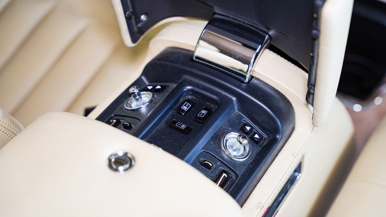 Rolls-Royce Phantom Phantom Sedan 4-Door