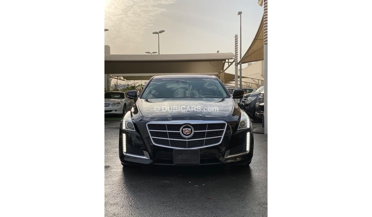 كاديلاك CTS Cadillac CTS V6 GCC 2014, full option in excellent condition