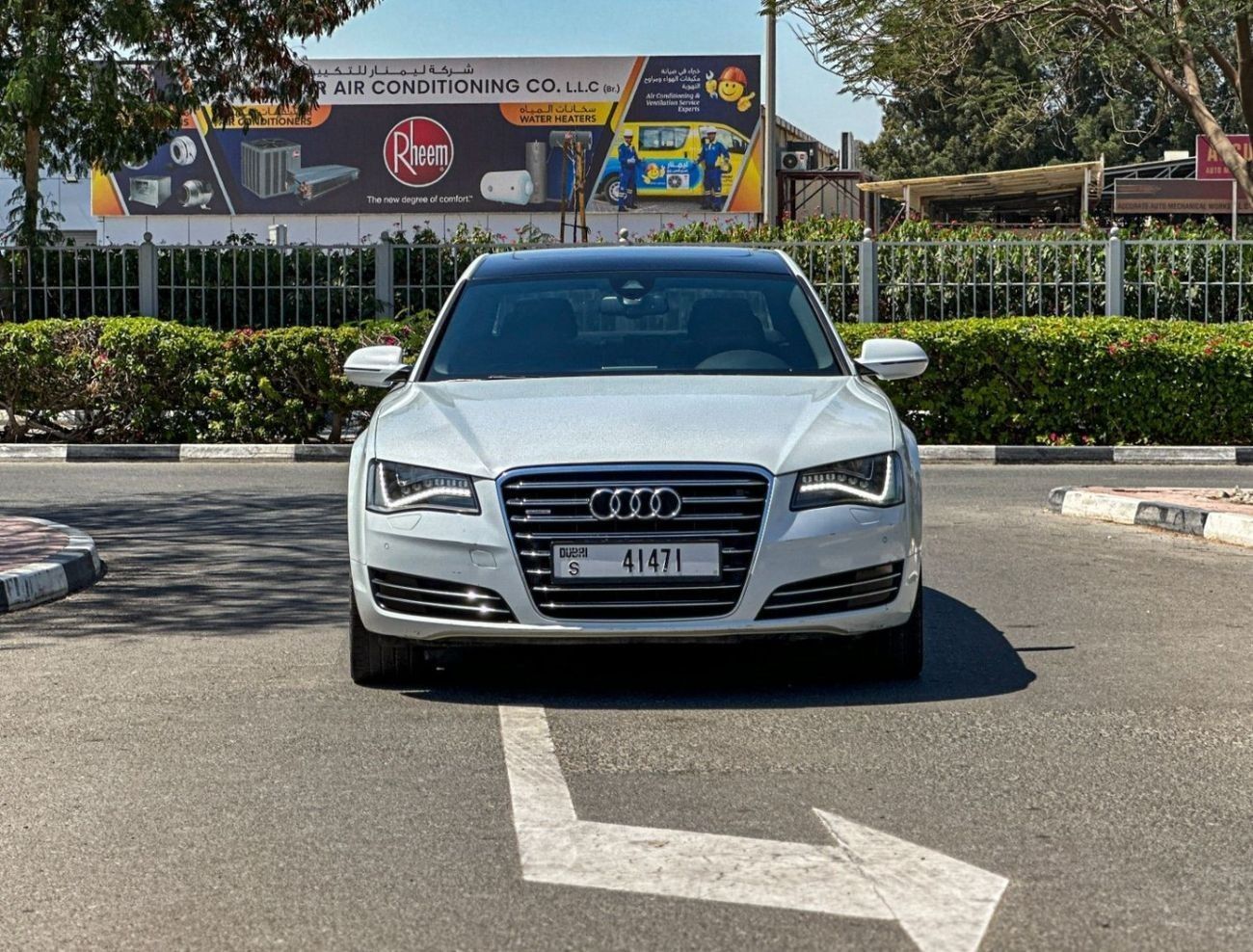 أودي A8 AUDI A8L 50 TFSI quattro Business Edition 3.0L