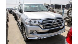 Toyota Land Cruiser VXR V8 With 2018 body kit