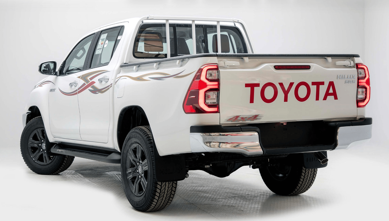 Toyota Hilux SR5 GCC 2.7L Manual Petrol