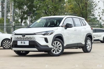 تويوتا كورولا كروس Toyota/COROLLA CROSS/TCC05 2.0L Deluxe Hybrid AT