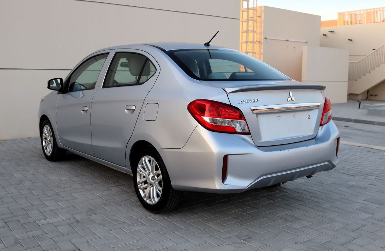 ميتسوبيشي اتراج GLX Premium 1.2L