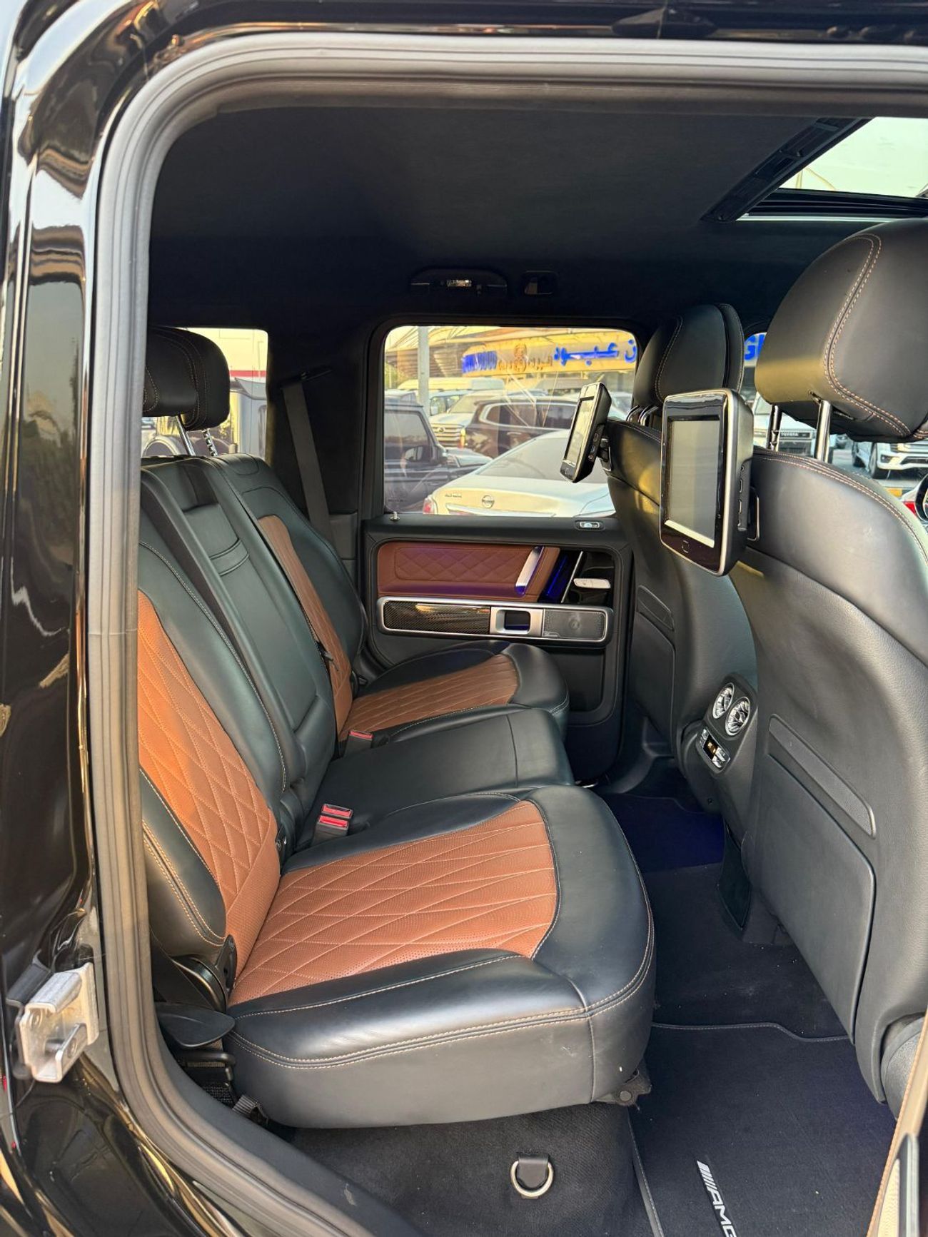 Mercedes-Benz G 63 AMG UNDER WARRANTY FROM GARGASH