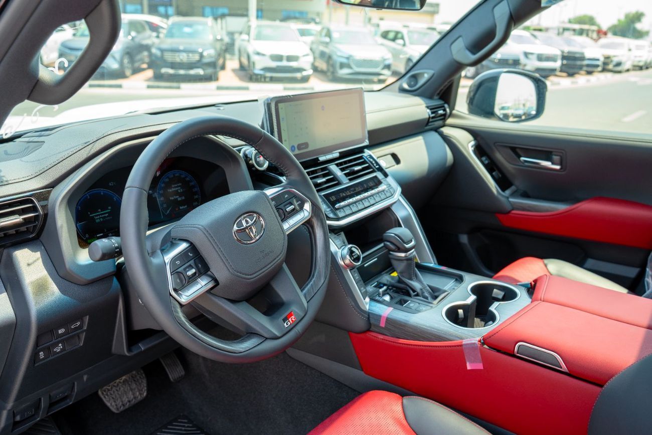 تويوتا لاند كروزر لاند كروزر GR 3.5 لتر هجين 2025