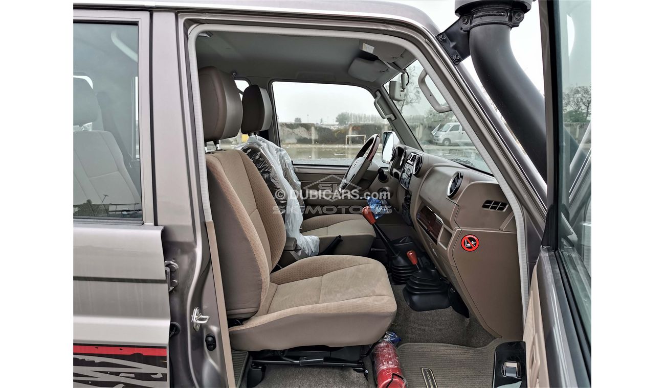 Toyota Land Cruiser 70 4.5LDiesel, M/T,  Alloy Rims, Diff Lock, Rear Camera, 4WD (CODE # LX7603)