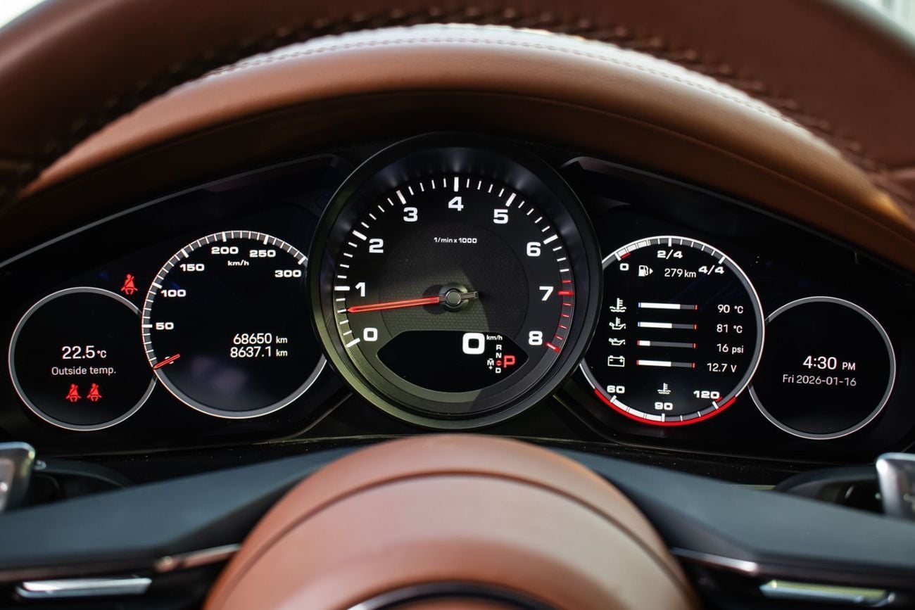 Porsche Panamera 4 3.0L