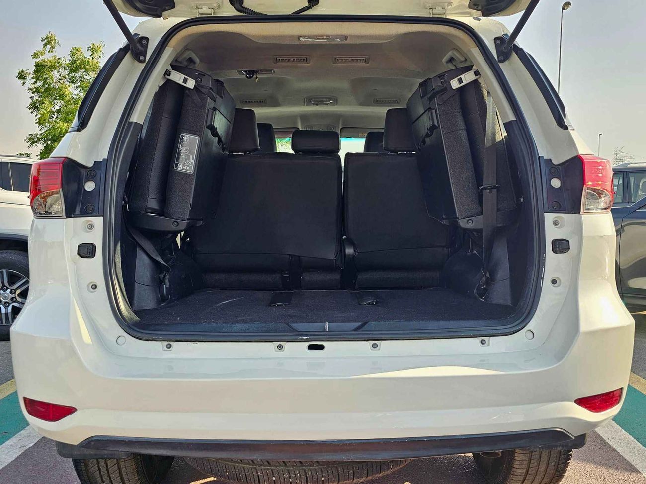 Used Toyota Fortuner EXR V4/ 4WD/ DVD REAR CAMERA/ LEATHER SEATS ...