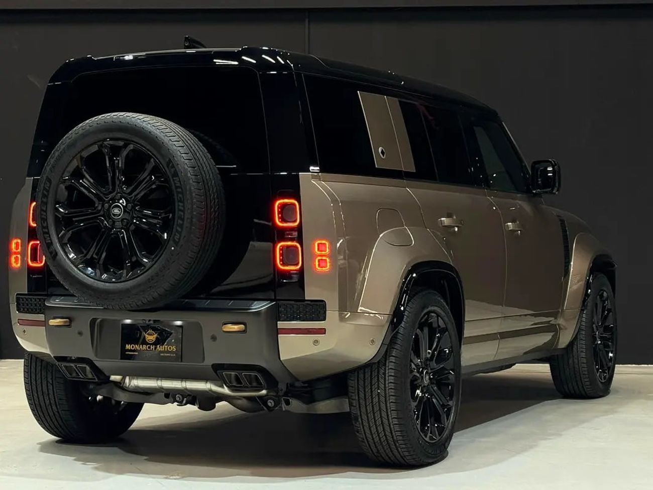 Land Rover Defender OCTA | 4.4L V8 | 635HP | BRAND | 2YR WARRANTY | RARE SPEC